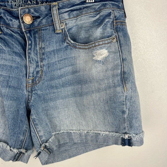 American Eagle Outfitters Jean Shorts Relaxed Fit 4 Distressed Festival - Picture 3 of 9